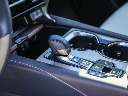 Used 2024 Lexus RX 350h image 15