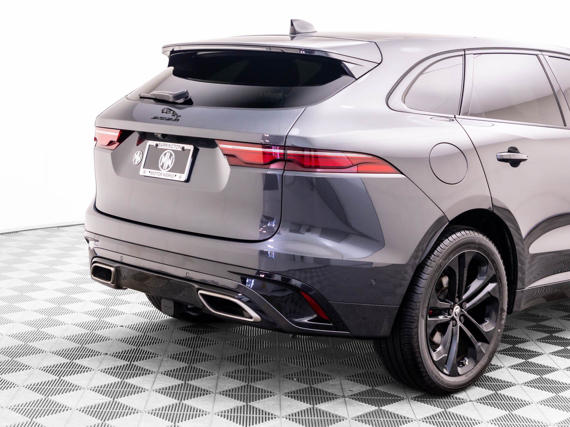 Used 2024 Jaguar F-PACE R-Dynamic S AWD/4WD image 42