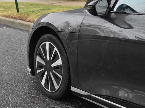 Used 2023 Lucid Air Pure image 14