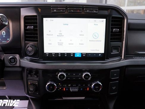 Used 2024 Ford F350 Platinum image 26