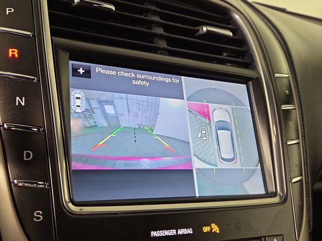 Used 2018 Lincoln MKX Reserve w/ Driver Assistance Package AWD/4WD image 19