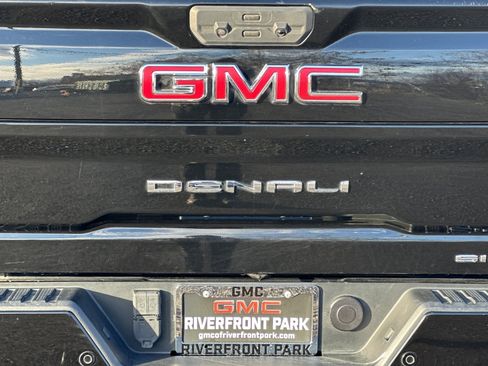 Used 2020 GMC Sierra 3500 Denali w/ Denali Ultimate Package image 48