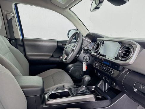 Used 2021 Toyota Tacoma SR5 w/ Blackout Package (TMS) image 32