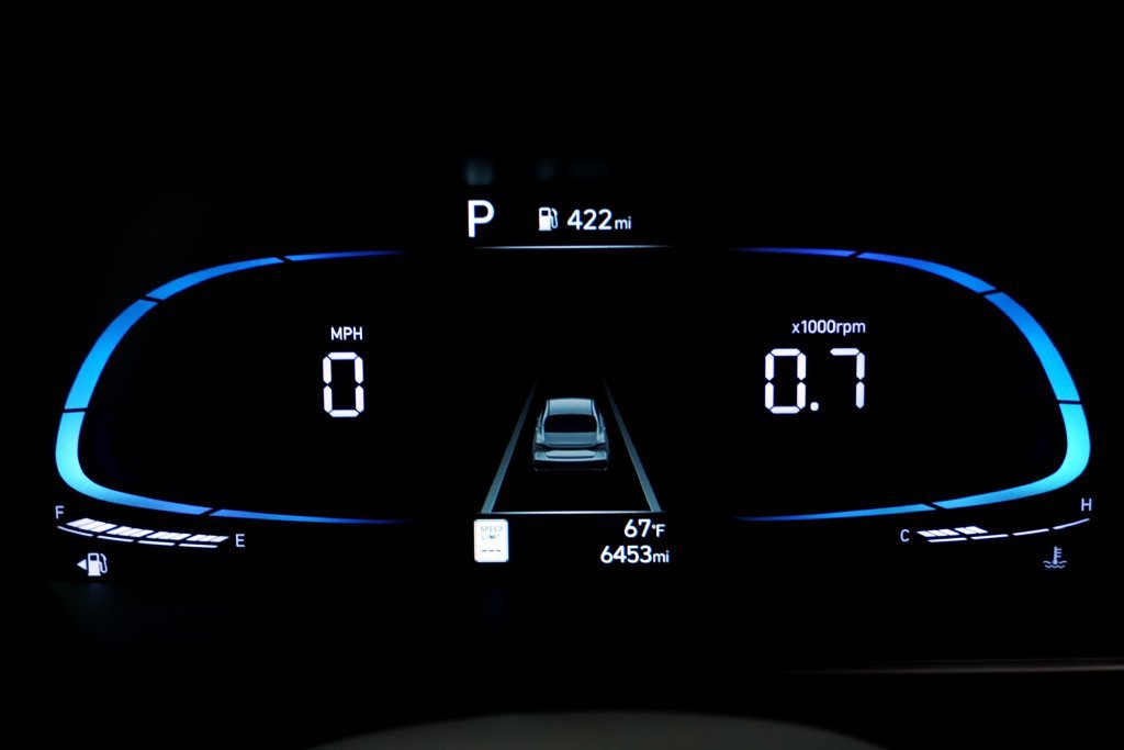 Certified 2026 Hyundai Elantra Sport FWD image 24