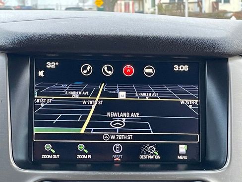 Used 2016 GMC Yukon XL Denali image 46