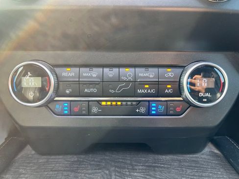 Used 2020 Ford Expedition Max Limited w/ Equipment Group 301A AWD/4WD image 15