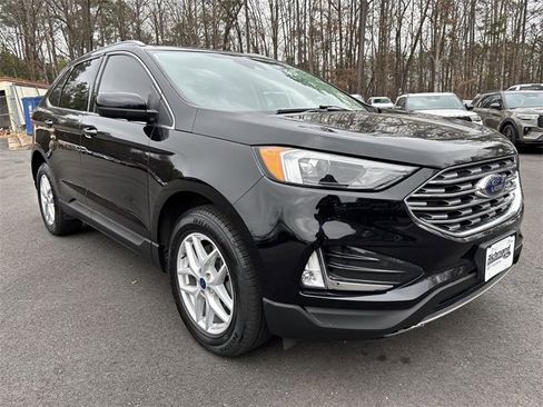Certified 2022 Ford Edge SEL w/ Convenience Package image 2