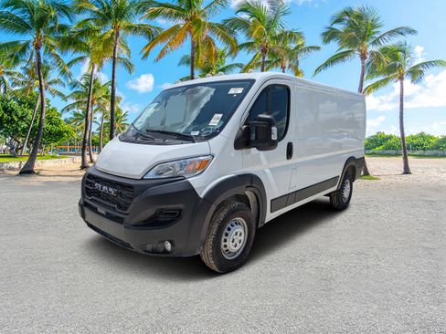Used 2025 RAM ProMaster 2500 w/ Convenience Group FWD image 8