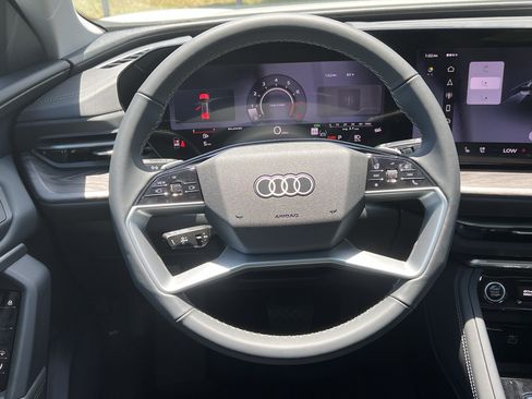 New 2026 Audi Q5 Premium Plus AWD/4WD image 18