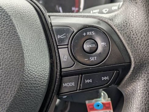 Used 2024 Toyota RAV4 LE image 17