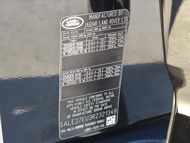 Used 2024 Land Rover Defender 110 X-Dynamic SE AWD/4WD image 27