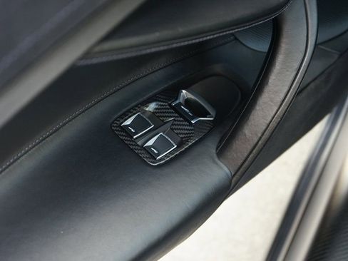 Used 2020 McLaren 720S Spider RWD image 30