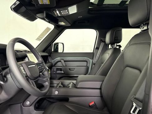New 2026 Land Rover Defender 110 AWD/4WD image 5