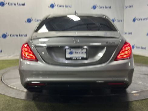 Used 2015 Mercedes-Benz S 550 4MATIC Sedan image 4
