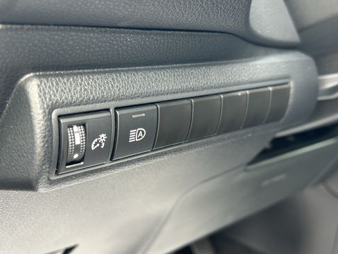 Used 2024 Toyota Corolla LE FWD image 15
