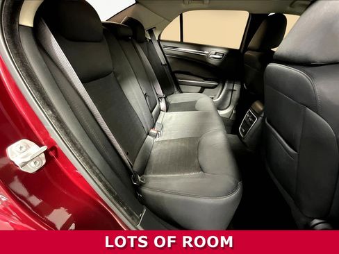 Used 2023 Chrysler 300 Touring w/ Sport Appearance Package image 23