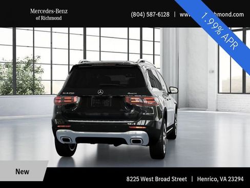 New 2025 Mercedes-Benz GLB 250 4MATIC image 24