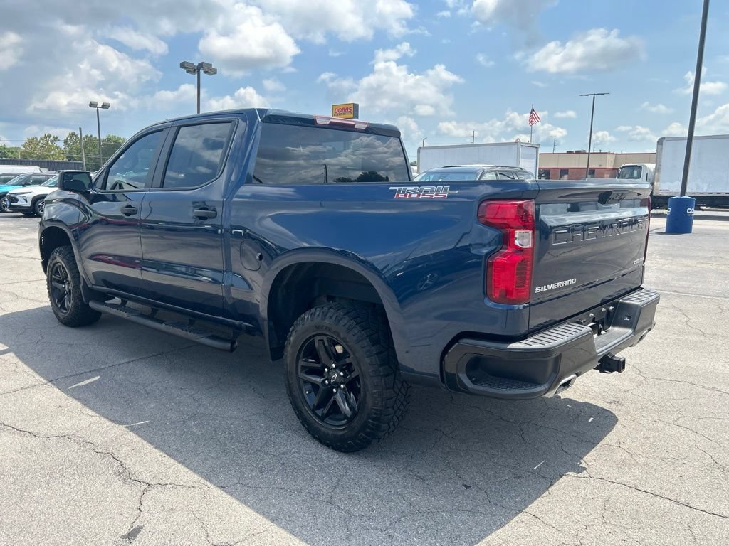 Used 2022 Chevrolet Silverado 1500 Custom Trail Boss AWD/4WD image 6