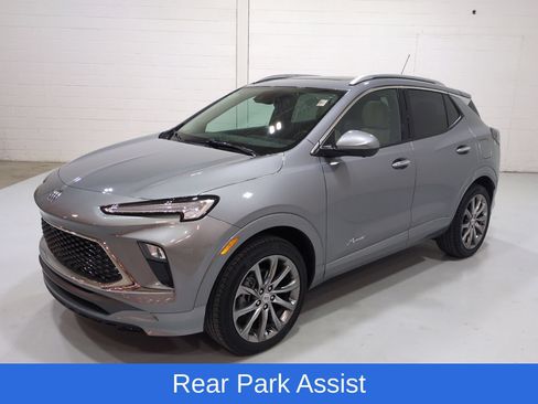 Used 2024 Buick Encore GX Avenir w/ Avenir Technology Package AWD/4WD image 7