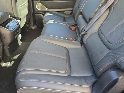 Certified 2025 INFINITI QX80 Sensory image 13