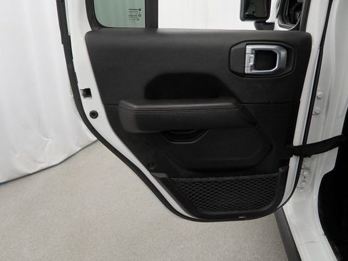 Certified 2021 Jeep Wrangler Unlimited Rubicon w/ Xtreme Recon 35" Tire Package image 45