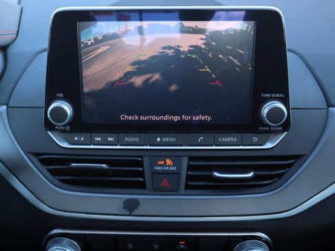 Used 2025 Nissan Altima 2.5 SR image 15