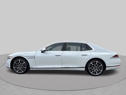 Used 2025 Genesis G90 3.5T AWD/4WD image 4