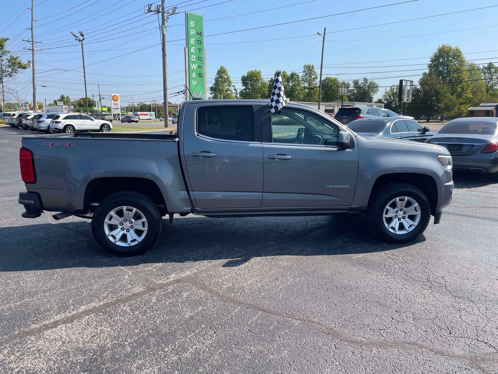 Used 2019 Chevrolet Colorado LT w/ LT Convenience Package AWD/4WD image 10