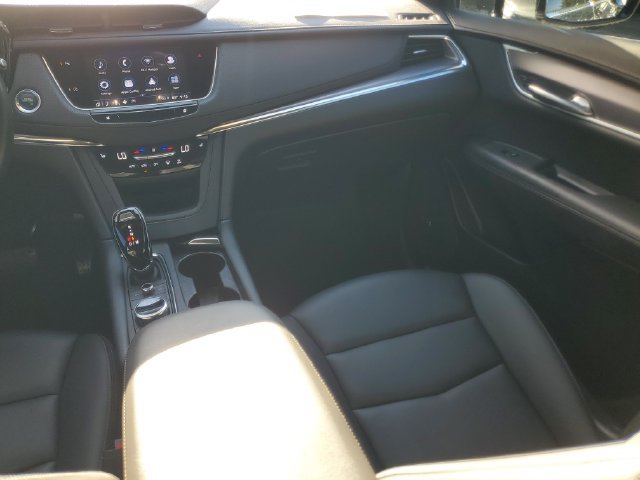 Certified 2023 Cadillac XT5 Luxury FWD image 16