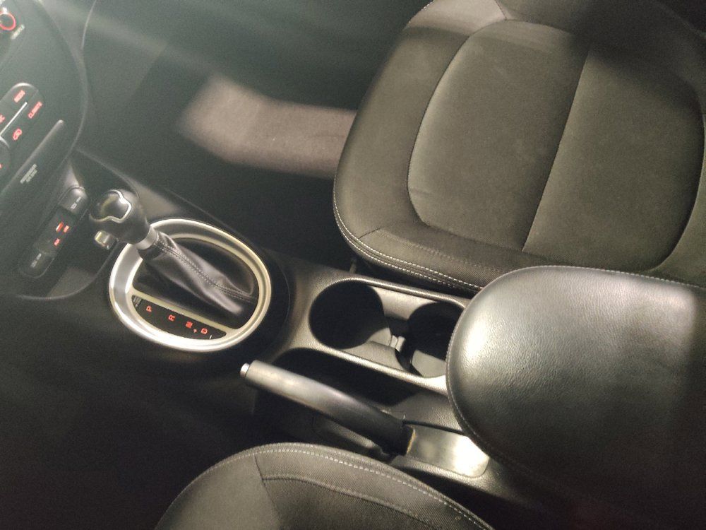 Used 2018 Kia Soul + FWD image 26