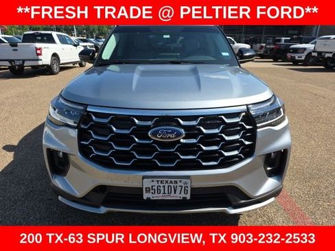 Used 2025 Ford Explorer Platinum w/ Ultimate Package AWD/4WD image 2