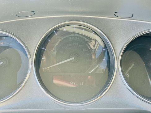 Used 2011 Lincoln MKZ FWD image 19