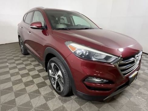 Used 2016 Hyundai Tucson Limited AWD/4WD image 11