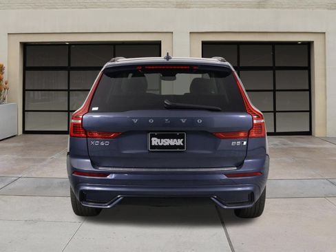 Used 2023 Volvo XC60 B5 Plus w/ Climate Package AWD/4WD image 5
