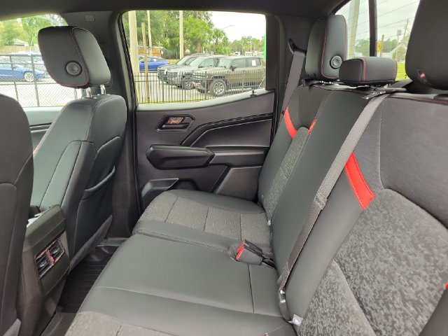 Used 2024 Chevrolet Colorado Trail Boss w/ Technology Package AWD/4WD image 11
