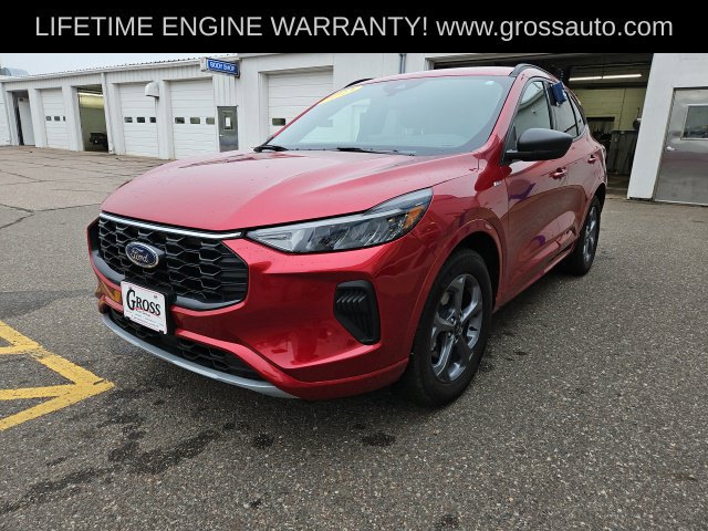 Used 2023 Ford Escape ST-Line w/ Tech Pack #1 AWD/4WD image 4