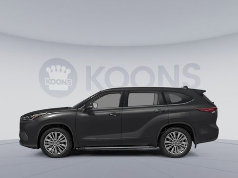 New 2026 Toyota Highlander Platinum AWD/4WD image 4