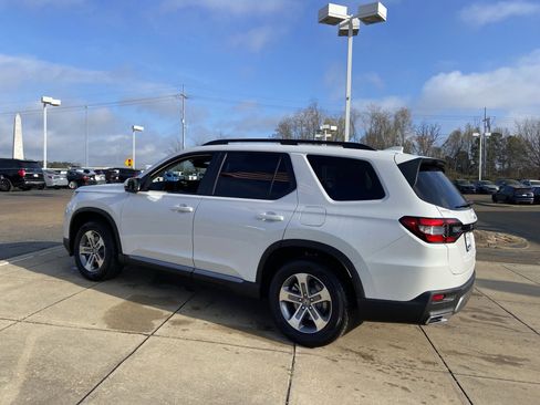 New 2026 Honda Pilot EX-L image 7