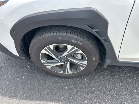 Used 2024 Subaru Crosstrek 2.0i Premium image 14