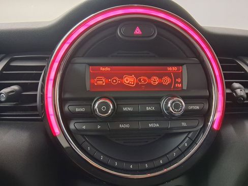 Used 2014 MINI Cooper 2-Door Hardtop FWD image 25
