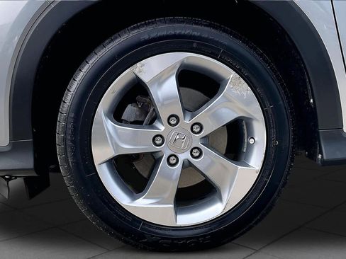 Used 2017 Honda HR-V EX image 11