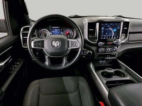 Used 2022 RAM 1500 Big Horn AWD/4WD image 5