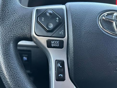 Used 2021 Toyota Tundra SR5 w/ SR5 Upgrade Package AWD/4WD image 19