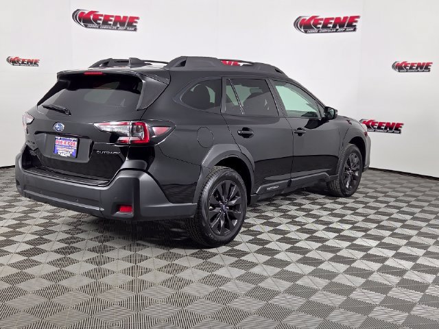 Used 2025 Subaru Outback Onyx Edition AWD/4WD image 2