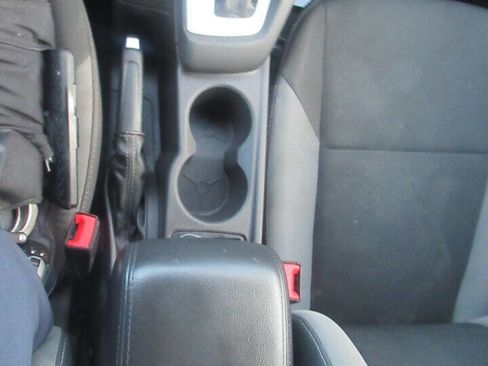 Used 2014 Ford Focus SE image 22