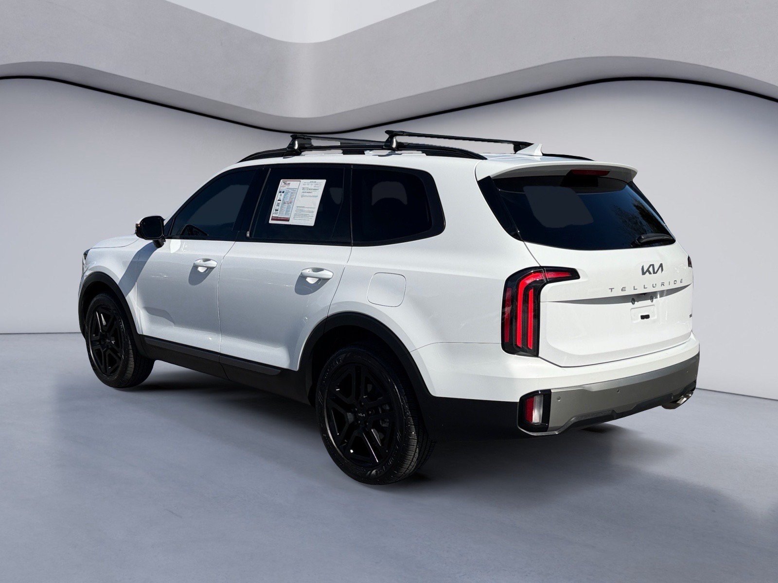 Used 2023 Kia Telluride SX X-Line AWD/4WD image 3