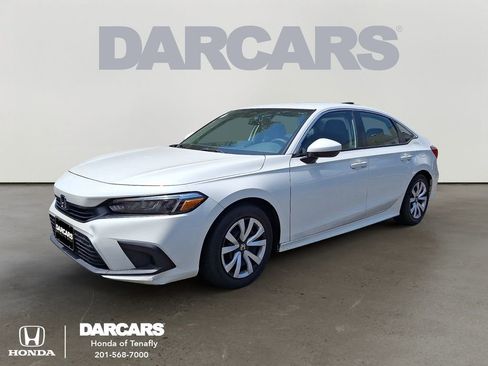 Used 2024 Honda Civic LX image 1