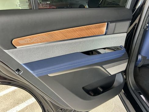 New 2026 Cadillac Vistiq Premium Luxury AWD/4WD image 27