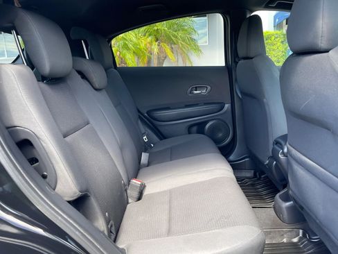 Used 2022 Honda HR-V Sport image 24