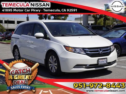 Used 2016 Honda Odyssey SE image 1